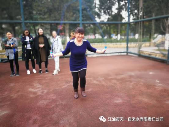 集團公司組織開展“三八”婦女節(jié)活動2.jpg 集團公司組織開展“三八”婦女節(jié)活動2.jpg